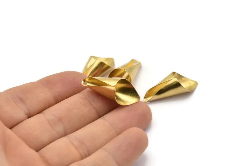 10 Raw Brass Cone Bead Caps, Charms (28mm) Bs 1314