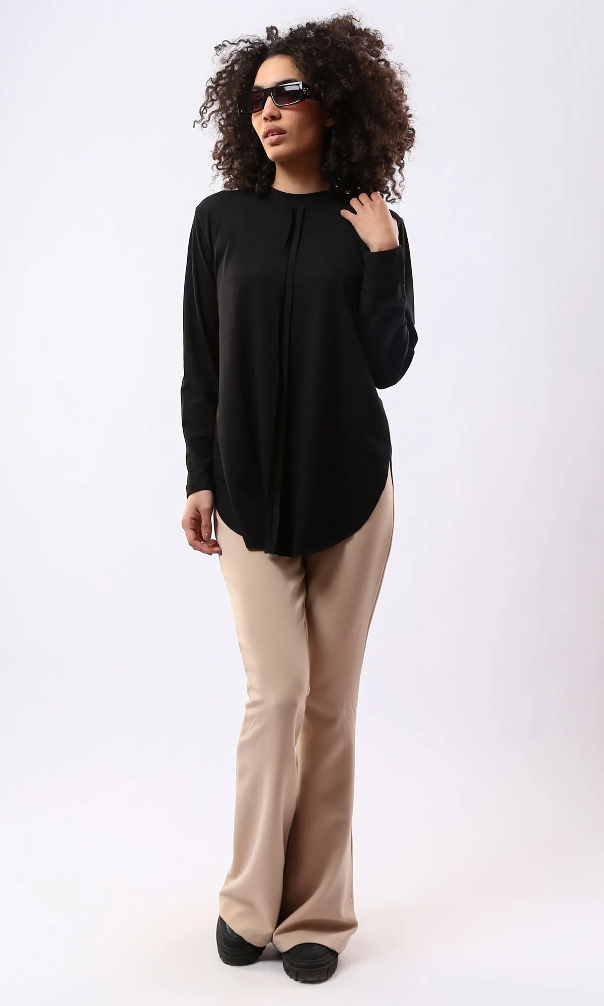 O175817 Solid Long Sleeves Black Long Tee With Slits