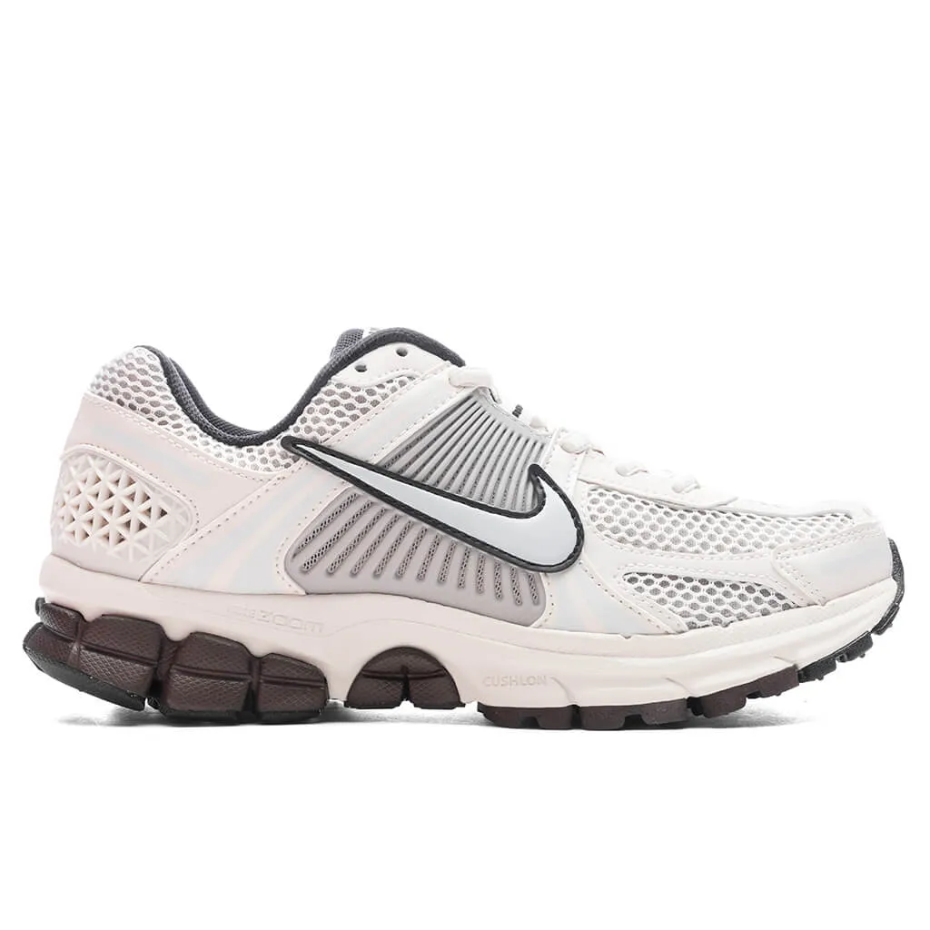 Women's Zoom Vomero 5 - Phantom/Metallic Platinum/Light Iron Ore